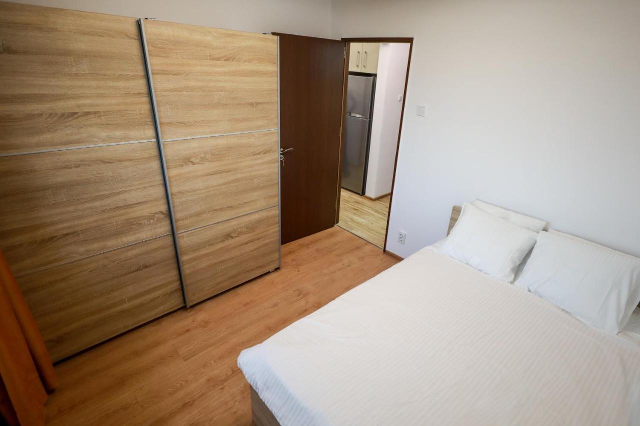 Quickspace Apartament *